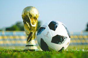 开云体育世界杯-铁血对决，2026世界杯B组波兰力克克罗地亚，苏亚雷斯筑起东欧铁壁