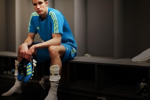 开云体育下载-福克斯撕裂防线，上海式防守让独行侠窒息