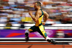 开云体育入口-阿什拉夫一球破封锁，足球如何刺穿地缘政治的铜墙铁壁？