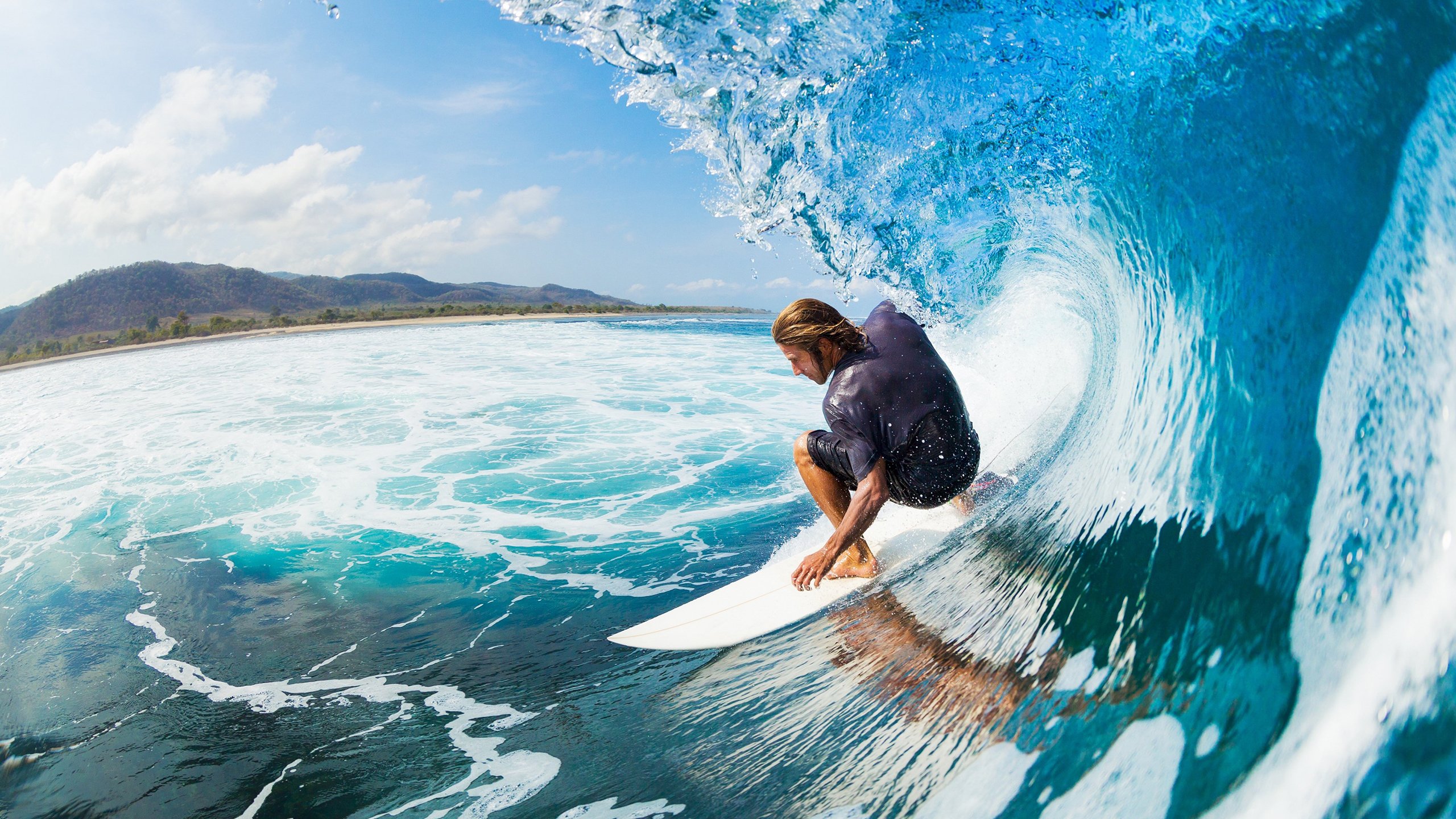 丹麦横扫安哥拉,楚阿梅尼在欧冠淘汰赛接管比赛,当团队与个人同时闪耀